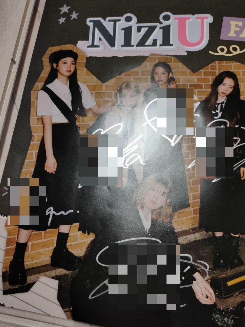 Amazon.co.jp: NiziU FAN-CON Taipei 台北 全員 直筆 サイン入り