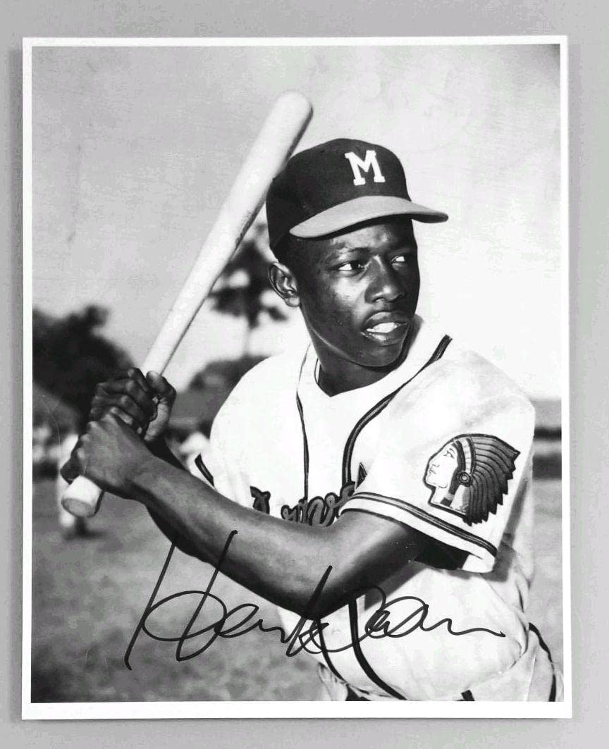 ハンク・アーロン直筆サイン入り超大型写真…Hank Aaron … 【公式通販】