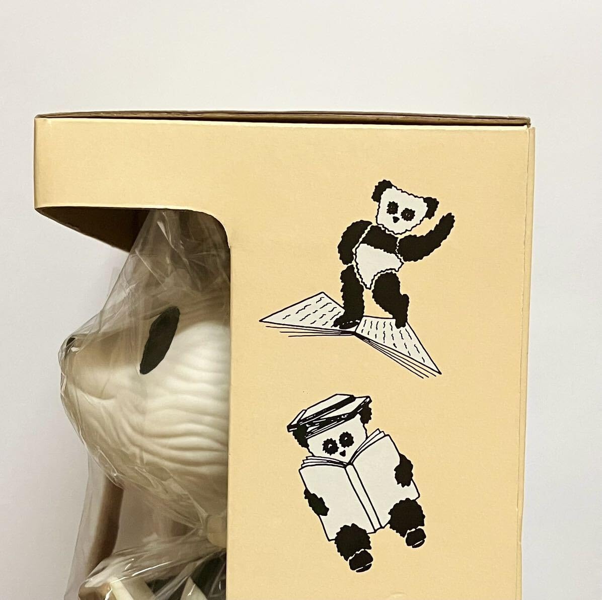 Amazon | 新潮社 YONDA？ フィギュア パンダ ソフビ 新潮社 新潮文庫