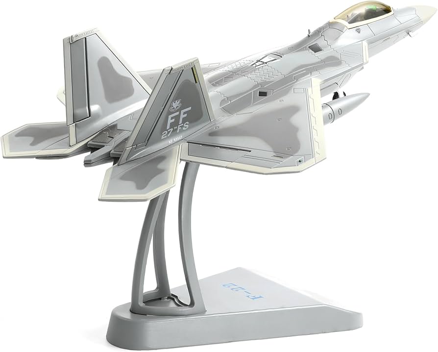 Amazon.co.jp: NUOTIE 1/72 F-22 ラプター金属戦闘機攻撃プレビルド