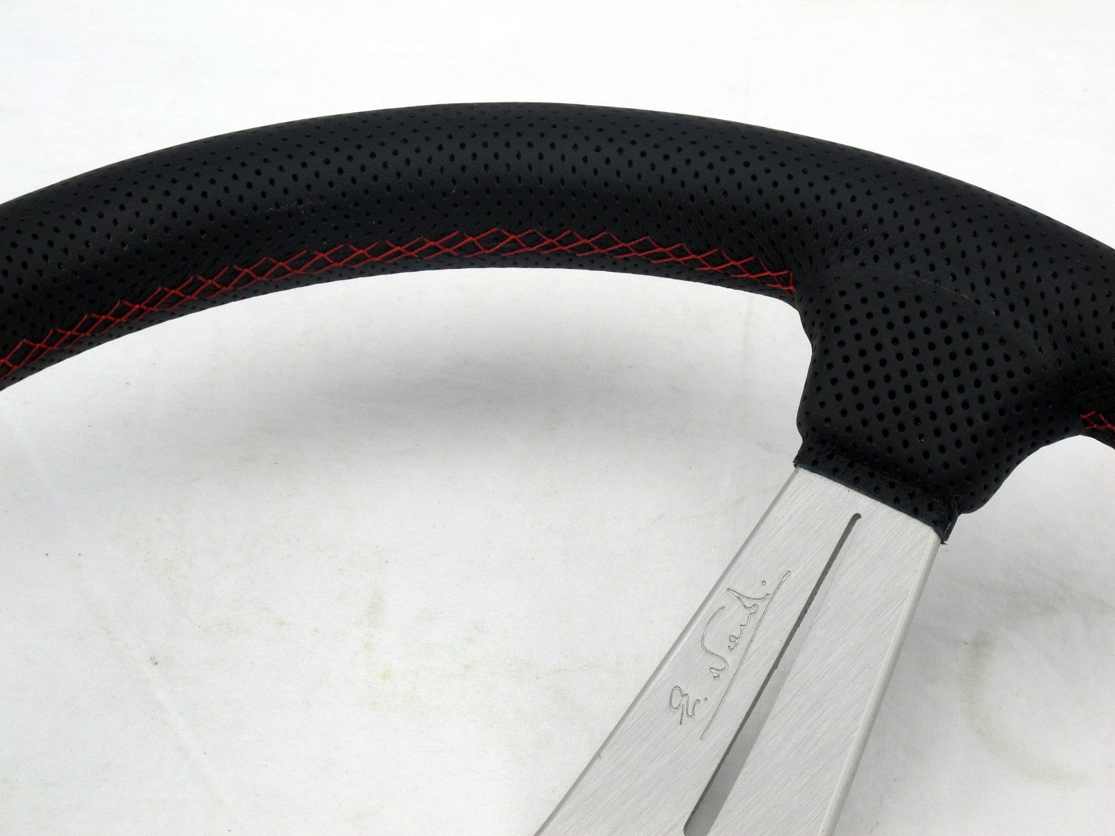 Amazon | Nardi ステアリングホイール - ディープコーン - 350mm