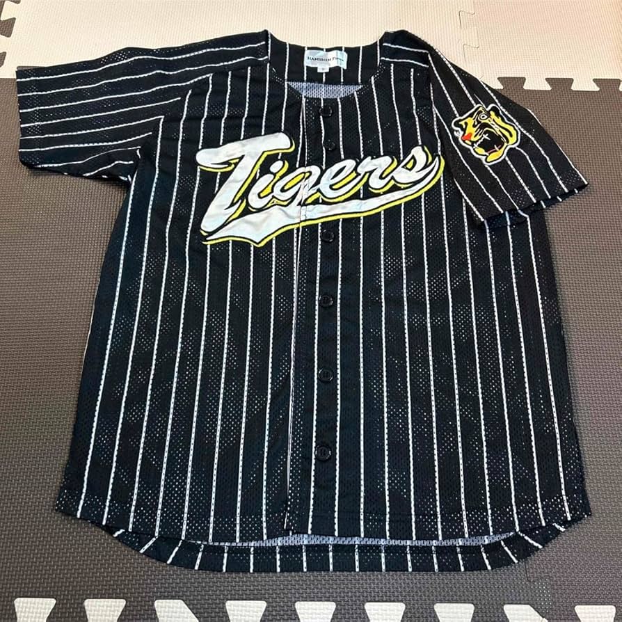 Amazon.co.jp: 阪神タイガース 黒メッシュ ユニフォーム Sサイズ