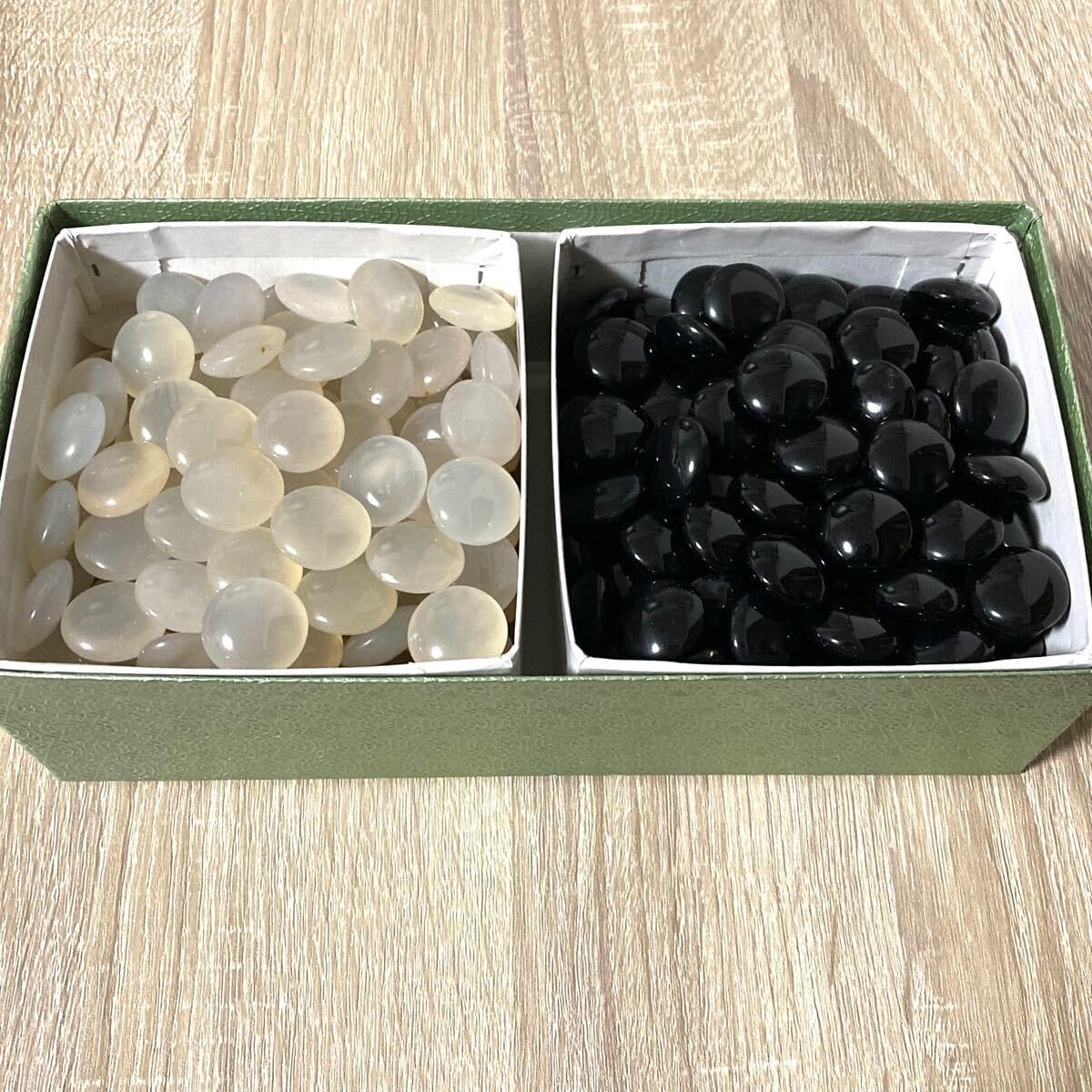 Amazon | 碁石 メノウ 瑪瑙 天然石 囲碁 36号 10.1 骨董 黒 白 QPBD