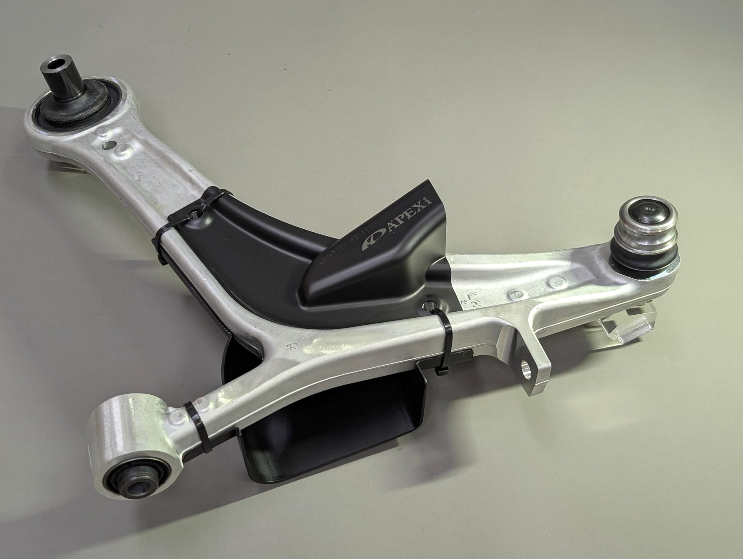 田宮F103 F1 メカ付リヤ車高調バルク 田宮F103 F1 メカ付リヤ車高調