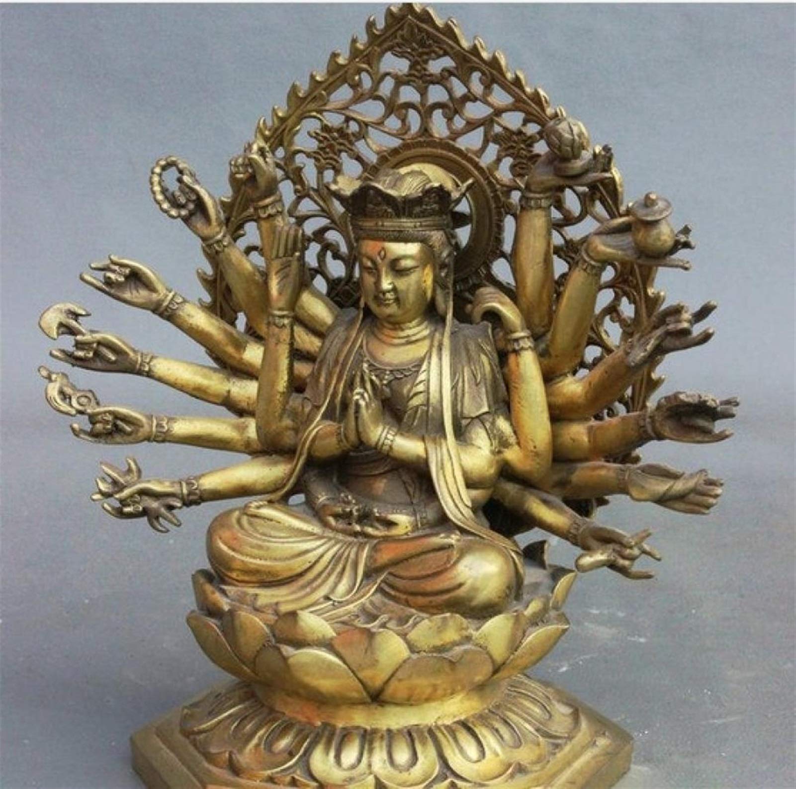 Amazon｜チベット仏教真鍮18手マハ准胝観音菩薩仏女神像 ZHYGDQ｜仏像