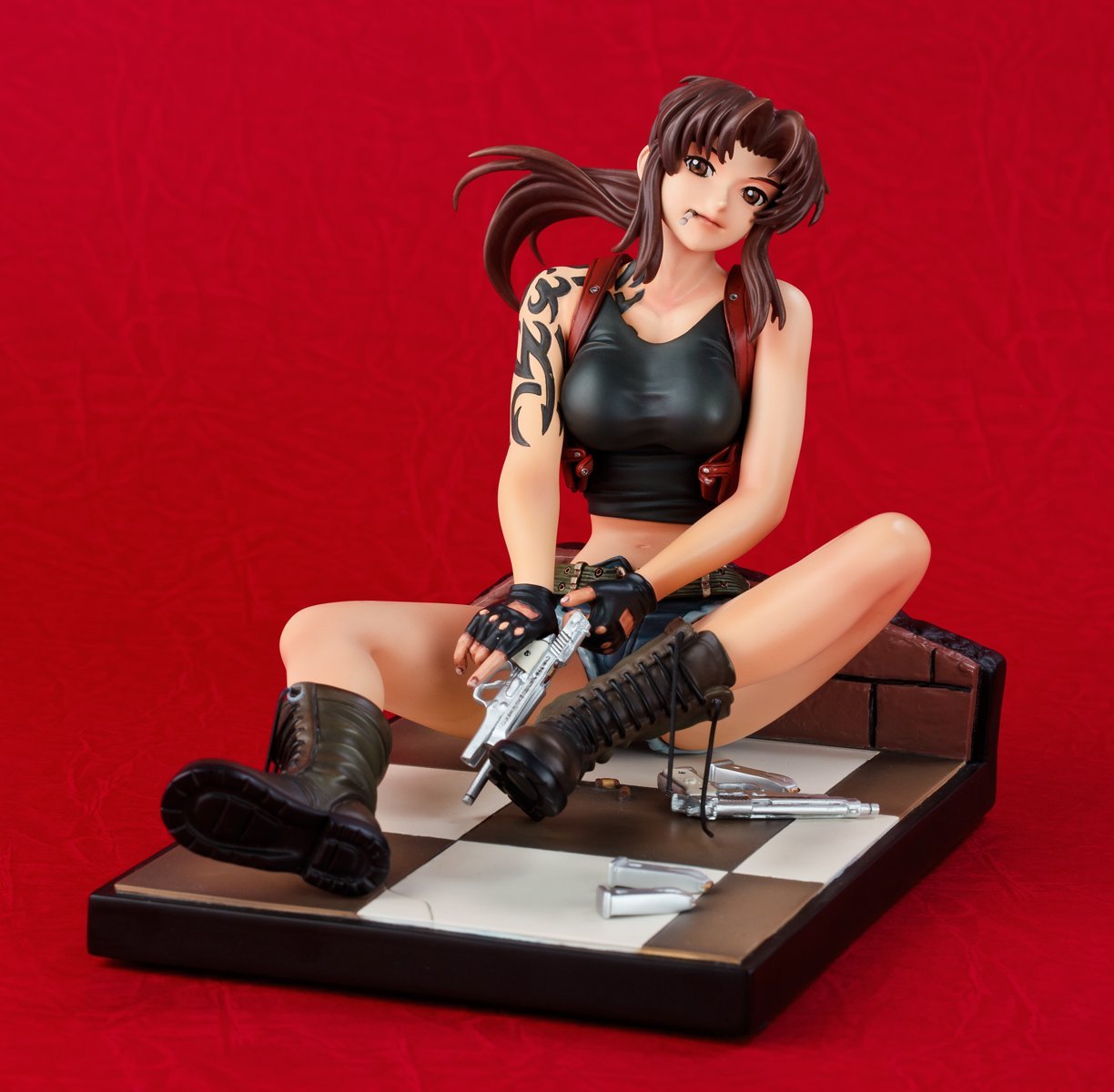 Amazon | BLACK LAGOON レヴィ (1/6スケールコールドキャスト塗装済み
