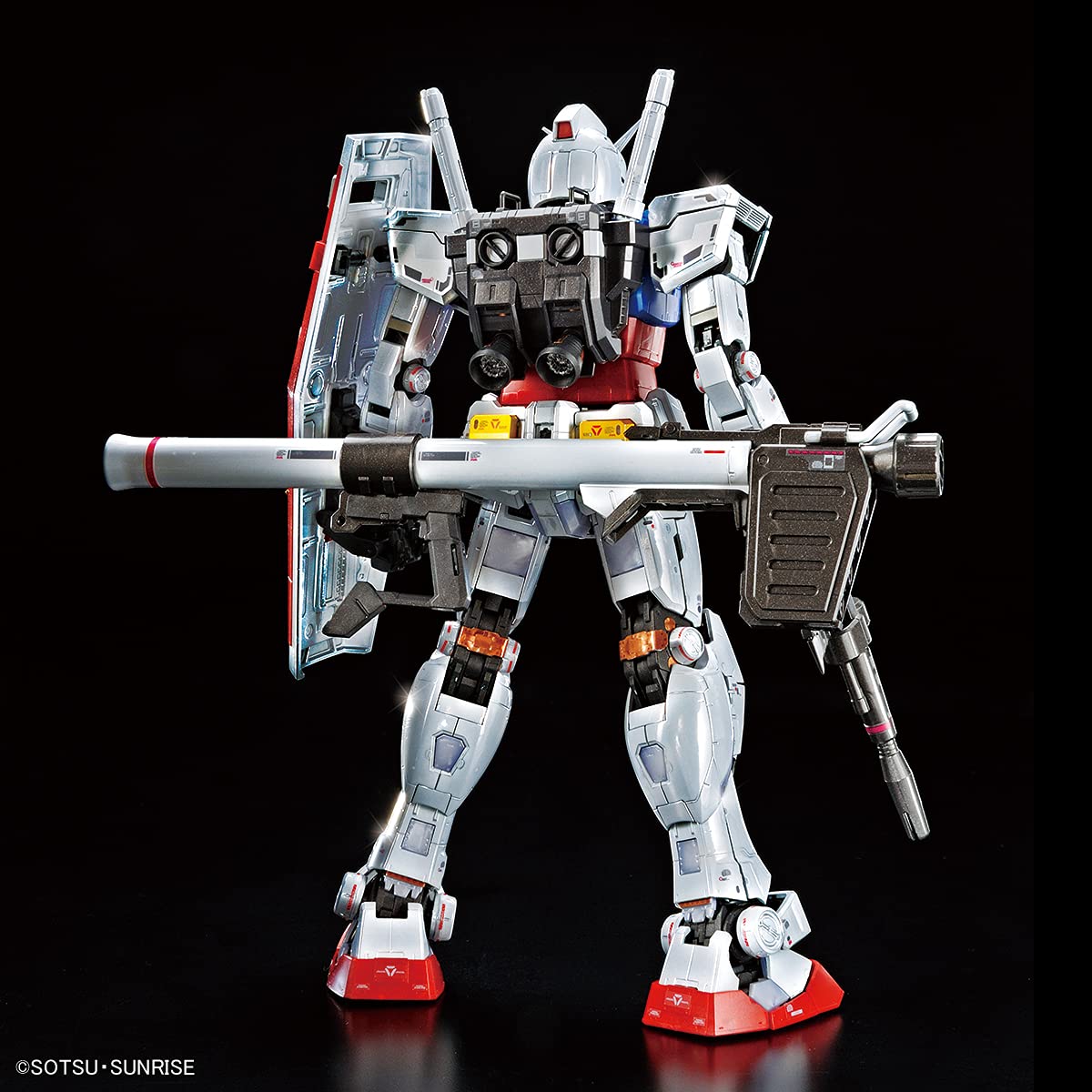 Amazon.com: MG 1/100 RX-78-2 Gundam Ver.3.0 [Titanium Finish