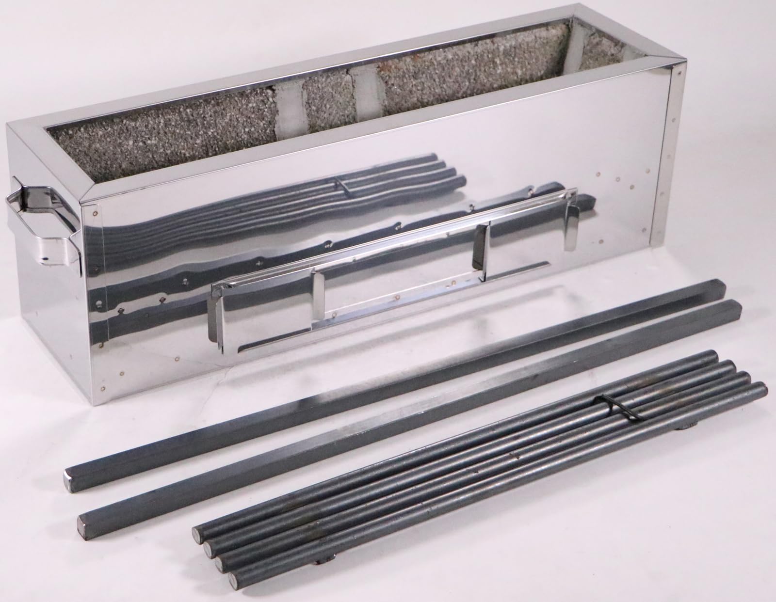 Amazon.co.jp: 照姫 抗火石木炭コンロ(炭焼台) 51cm TK-514 : 産業