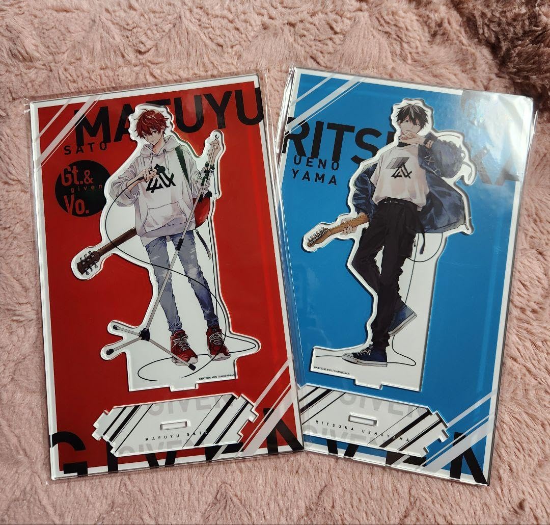 Amazon.co.jp: ギヴン展 つながるBIGアクリルスタンド 立夏 & 真冬 2点