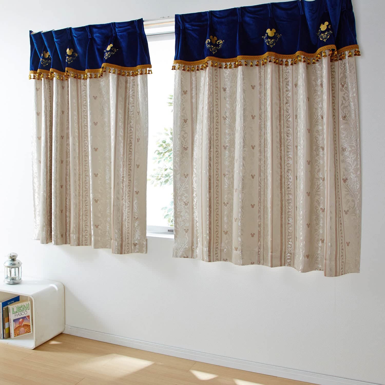 Amazon｜[ベルメゾン] ディズニー カーテン 遮光 遮熱 上質ジャカード