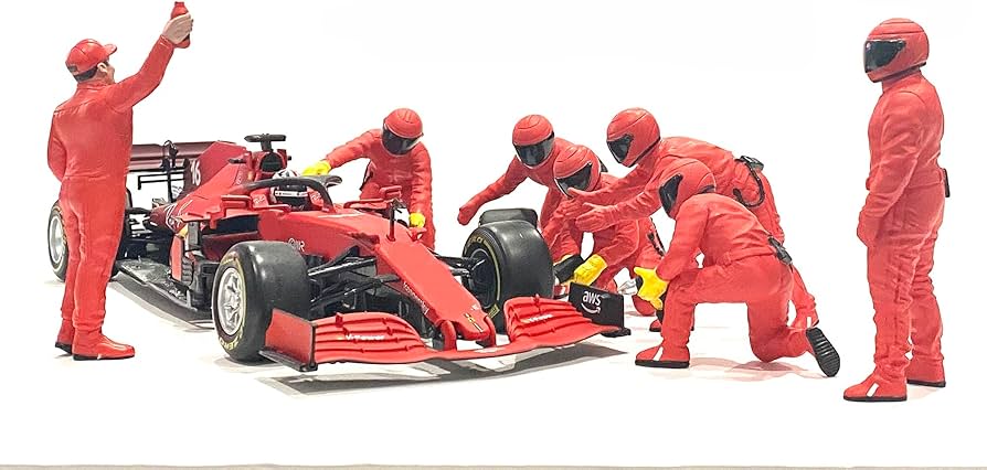 Amazon.com: American Diorama F1 Pit Crew Figures (Set III) for 1