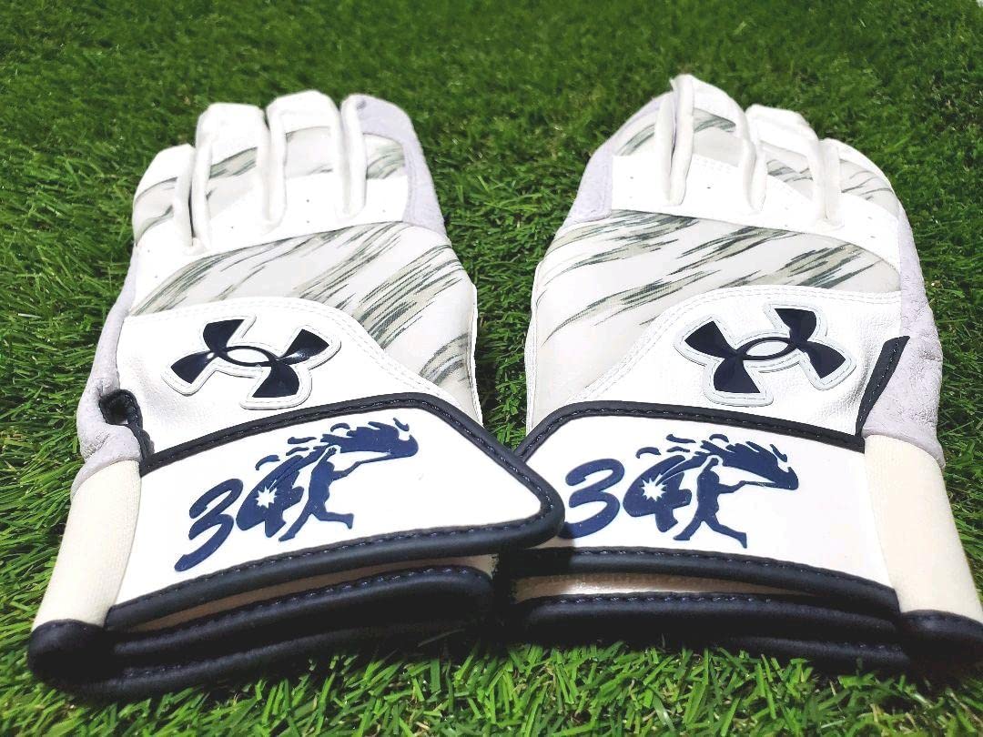 Amazon.co.jp: バッティンググローブ オリックスバファローズ 吉田