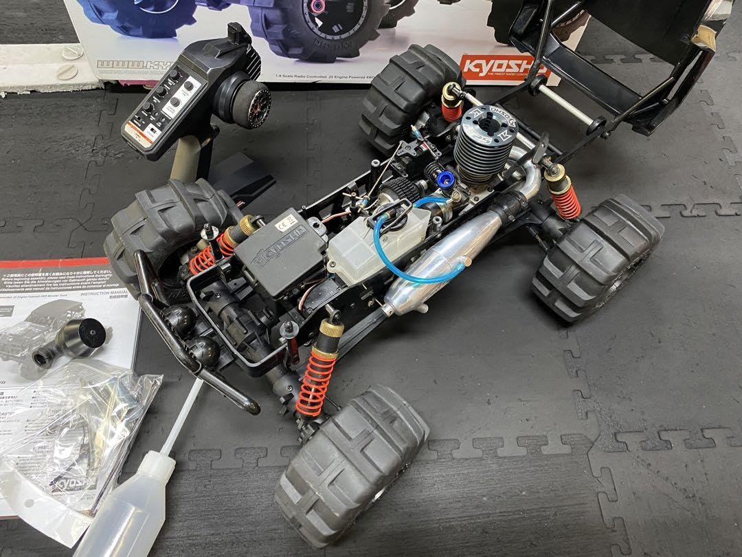 Amazon.co.jp: 京商(KYOSHO) 「18 FO-XX エンジンカー」レディセット