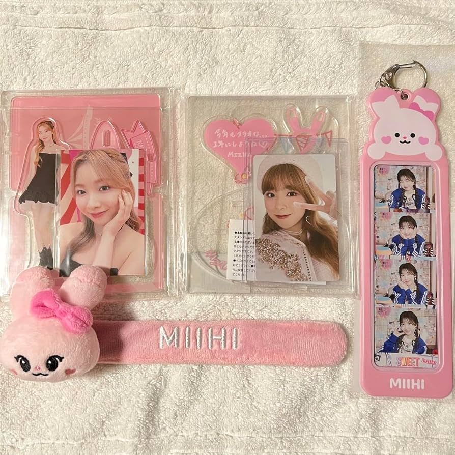 Amazon.co.jp: NiziU ミイヒ グッズ アクスタ パッチンバンド 4カット