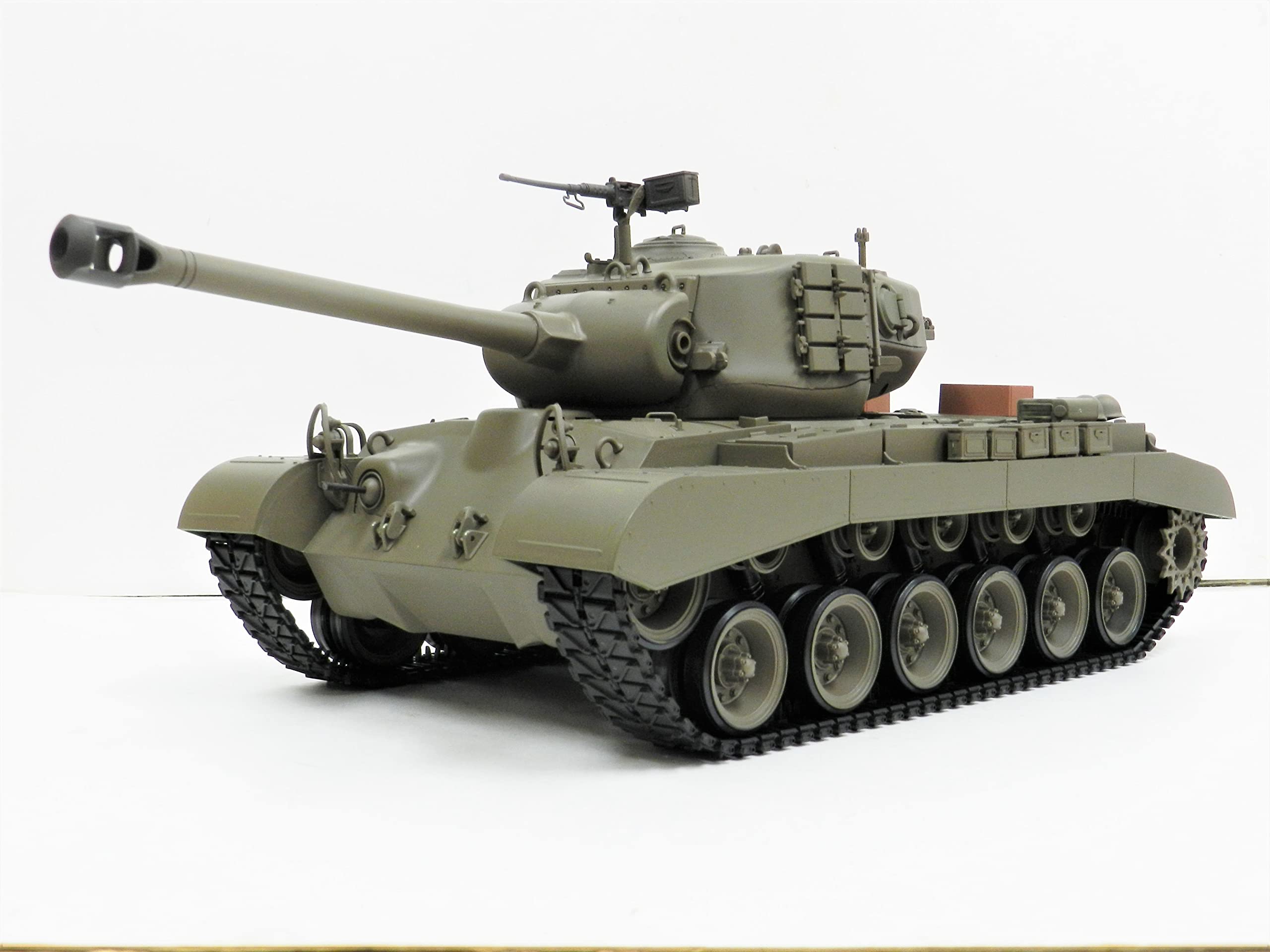 Amazon.co.jp: ヘンロン 7.0 ver 2.4GHz 1/16 戦車ラジコン M26