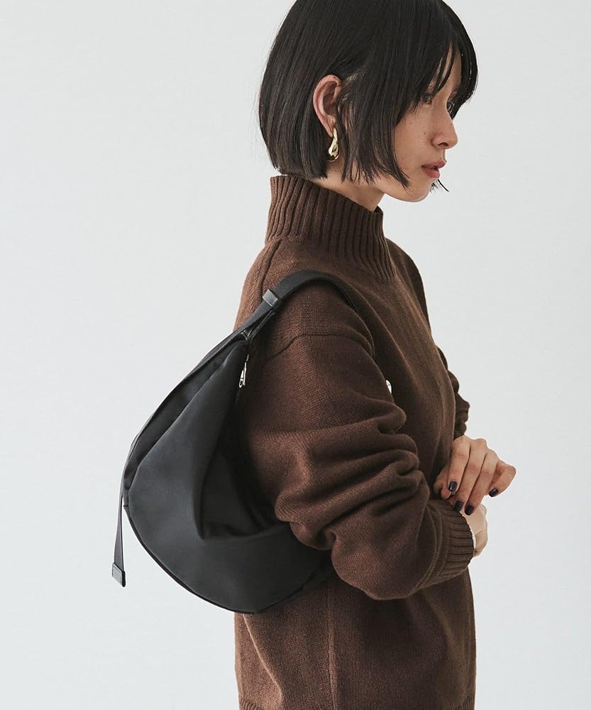 Amazon.co.jp: [ラシット] ナイロンラウンドショルダーバッグ