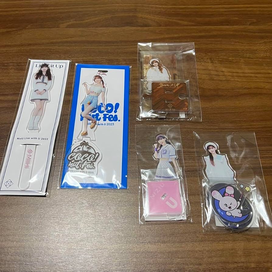 Amazon.co.jp: NiziU ミイヒ アクスタ 5個セット 売り アクリル