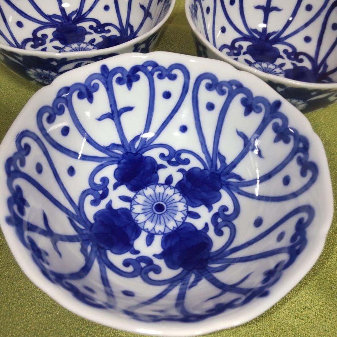 Amazon.co.jp: 最 深川製磁 染付 菊唐草 小丼 どんぶり 鉢 5枚 箱付