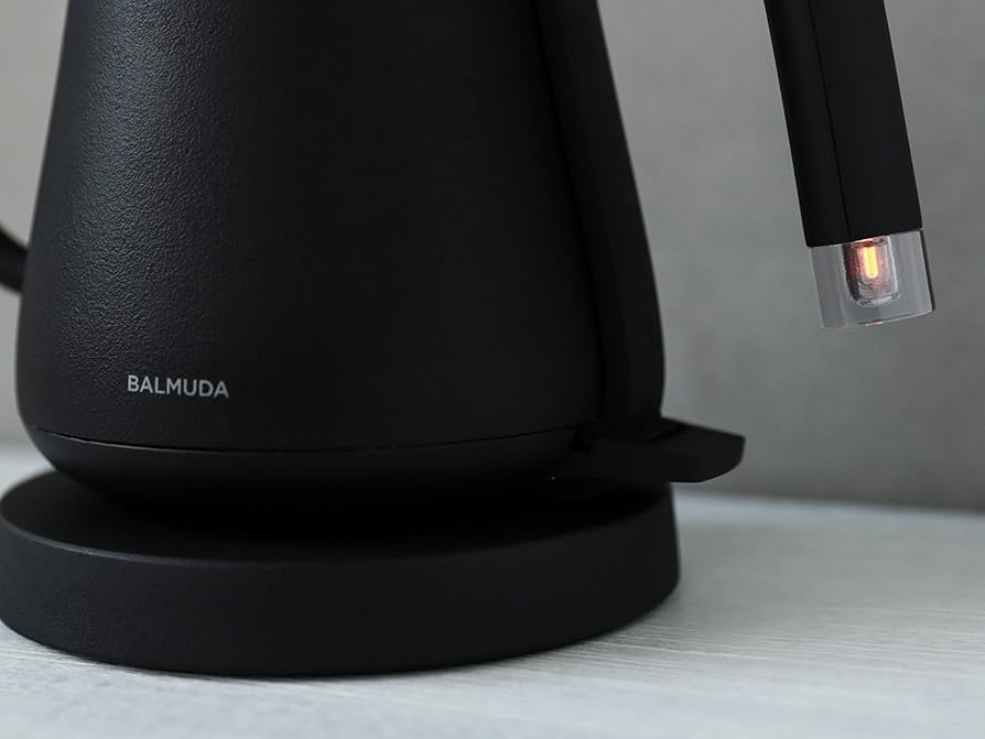 Amazon | 【旧型モデル】バルミューダ 電気ケトル ザ・ポット ブラック