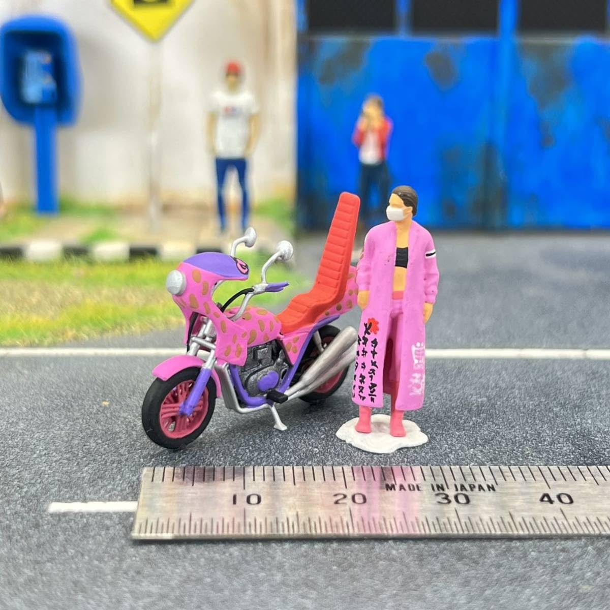 秋風セール！ジオラマフランス戦線での英軍車両とバイクフィギュア