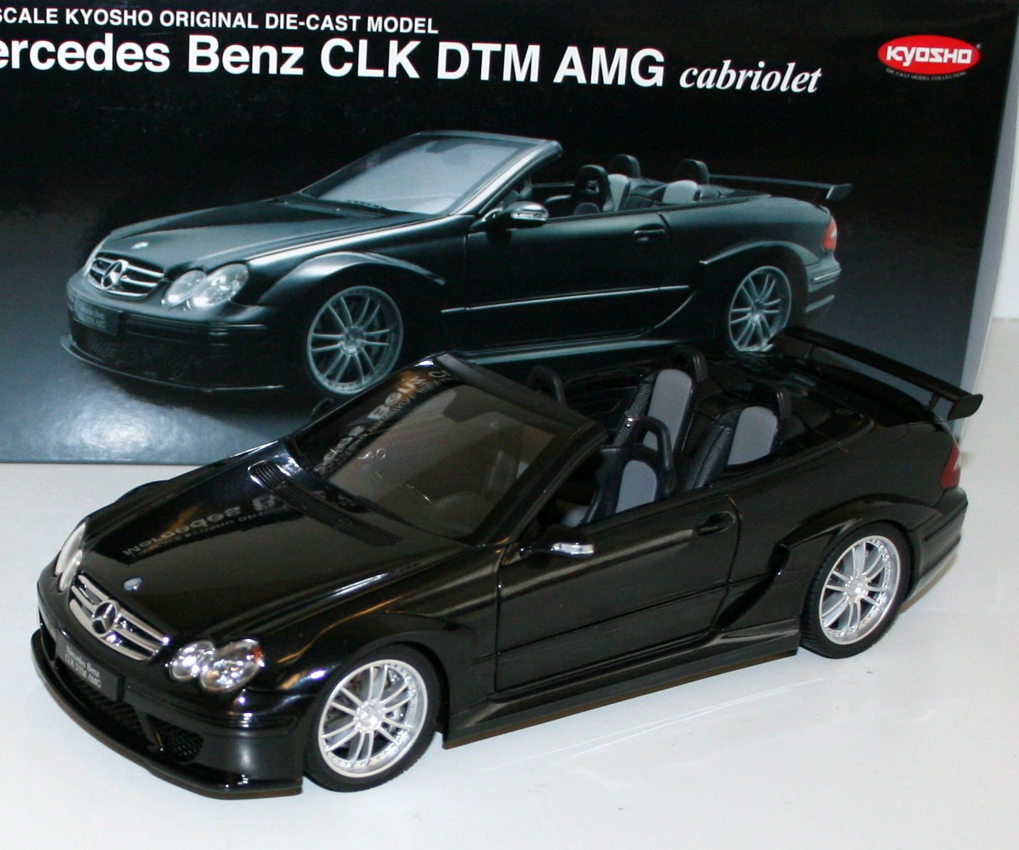 Amazon.co.jp: 京商 1/18 メルセデス ベンツ CLK DTM AMG カブリオレ