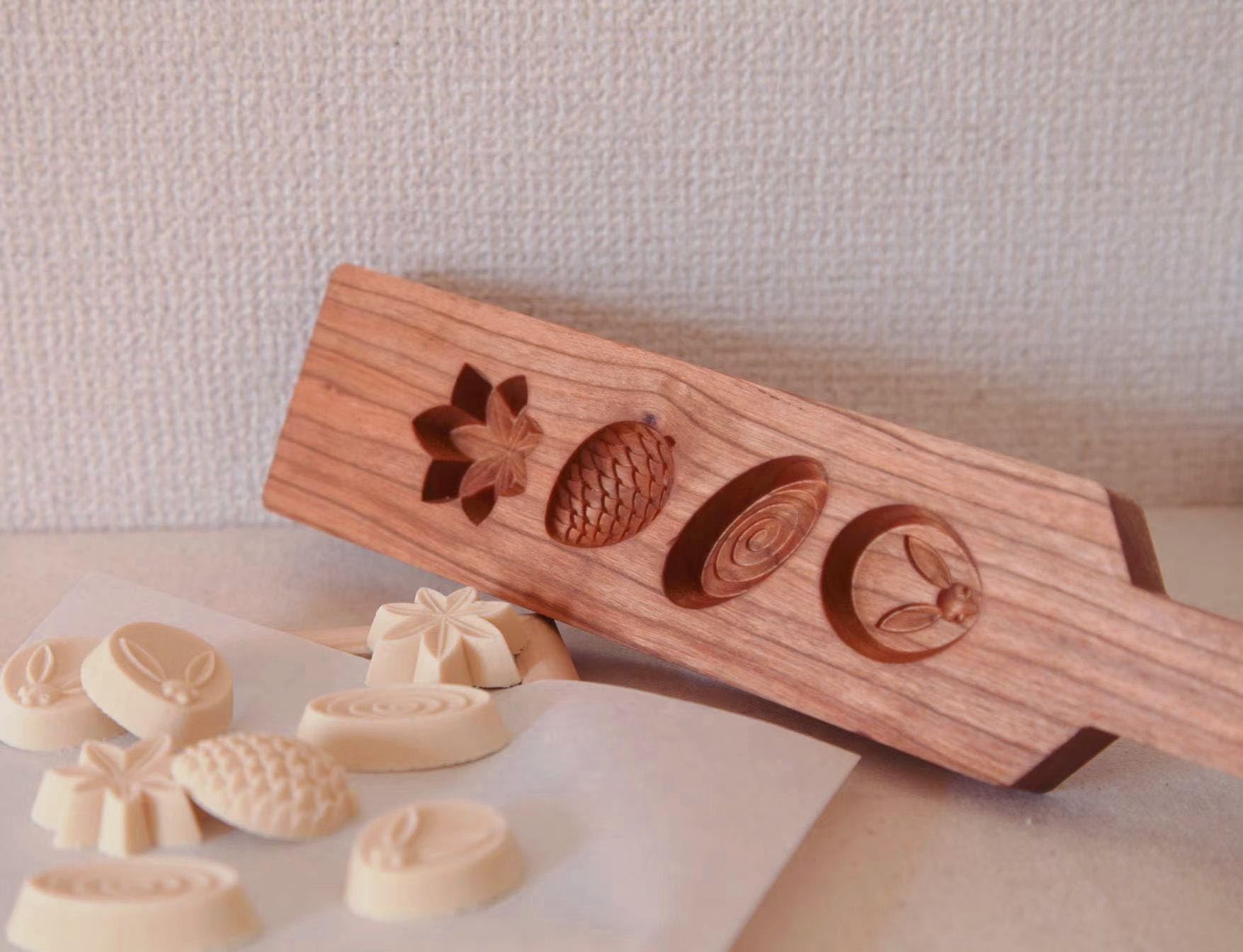 Amazon | KUNNKENN 干菓子木型 落雁 打菓子木型 4種うさぎ 松かさ 水輪