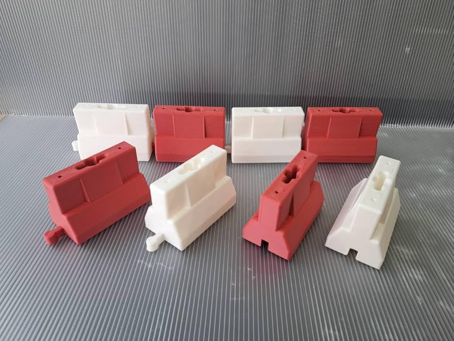 Amazon.co.jp: 1/10 ラジコン ジオラマ用 道路保安バリケード 8個