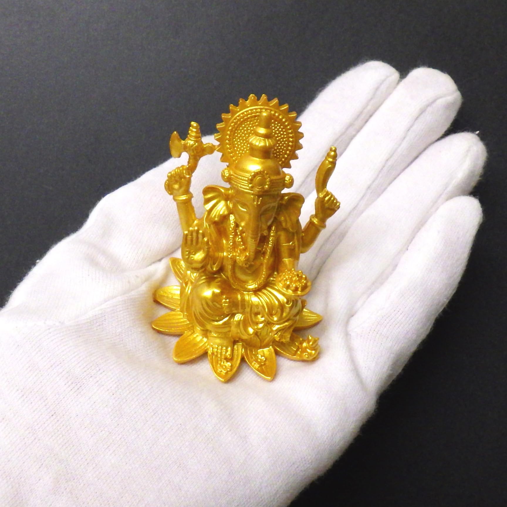 Amazon.co.jp: ガネーシャ象 置物 樹脂製 ガネーシャ インドの神様 金