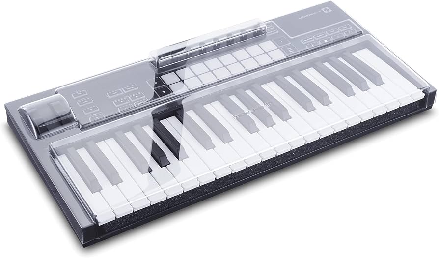 Amazon.com: Decksaver LE LAUNCHKEY 37 MK3 Cover (DSLE-PC