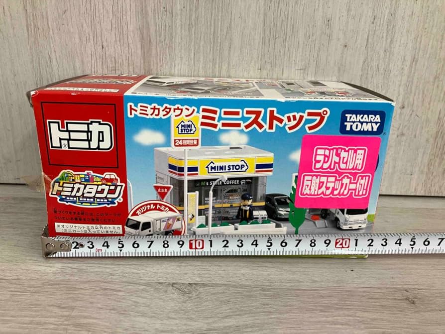 Amazon.co.jp: 現状品 トミカタウン ミニストップ : ホーム＆キッチン