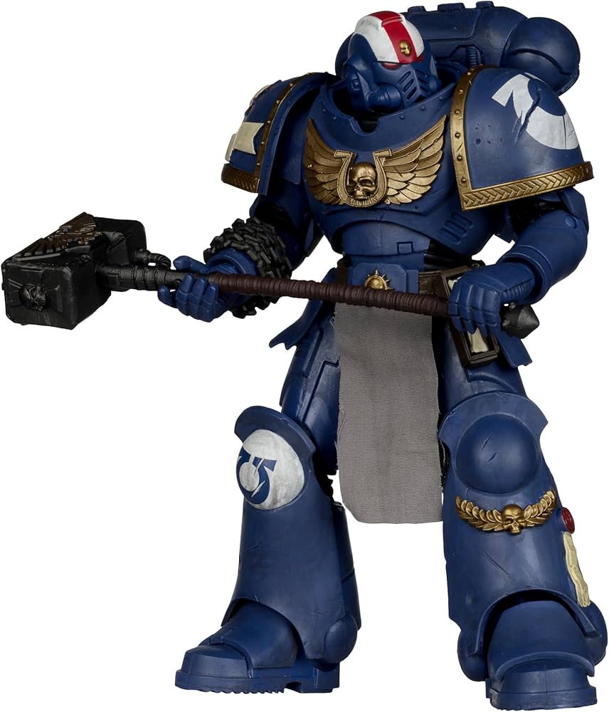 Amazon.com: McFarlane Toys - Warhammer 40,000 Lieutenant Titus