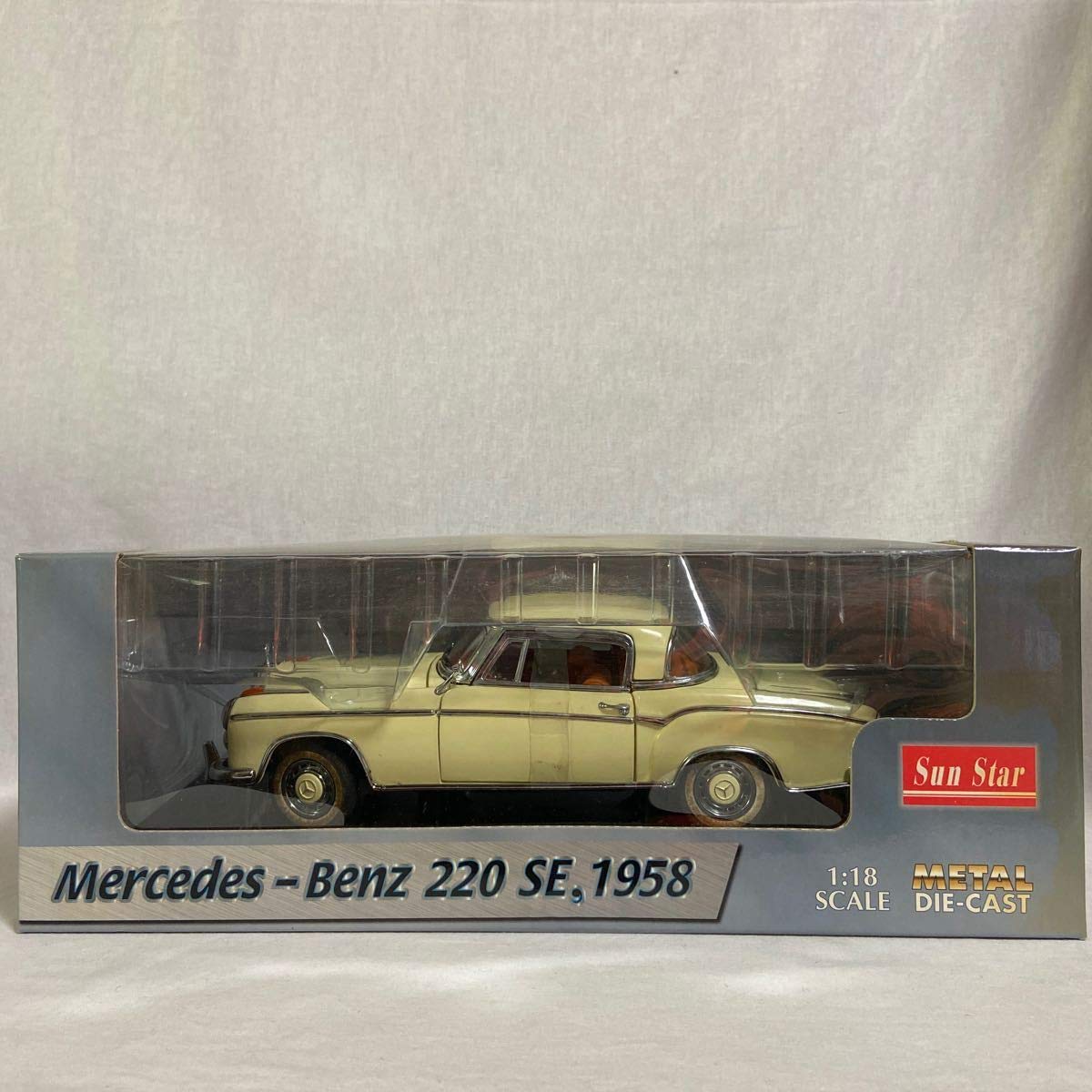 Amazon | 希少 Sun Star 1/18 Mercedes Benz 220 SE 1958 メルセデス