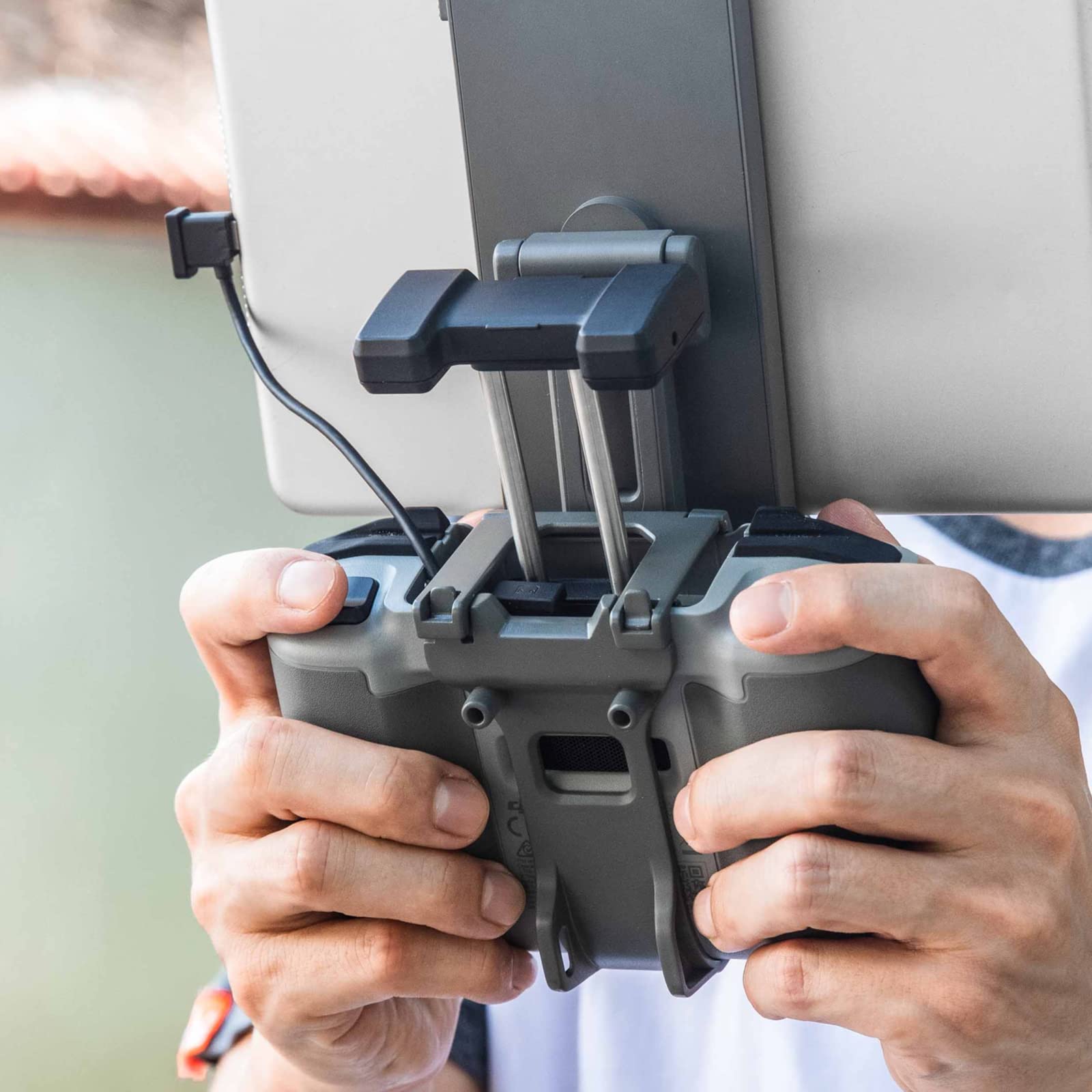 Amazon | DJI RC-N1 送信機タブレットホルダー | DJI | ウェアラブル