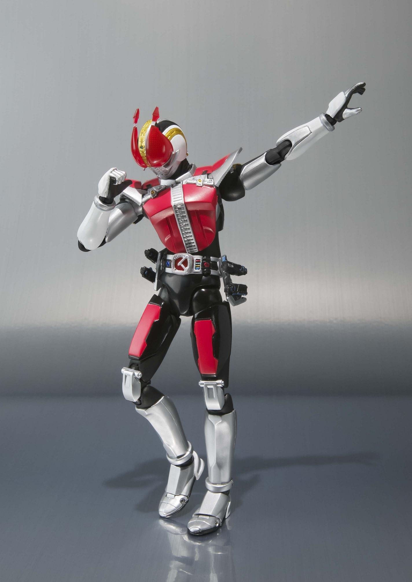 Amazon.co.jp: TAMASHII NATIONS S.H.フィギュアーツ 仮面ライダー電王