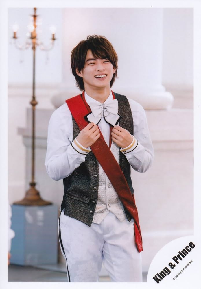 Amazon.co.jp: King & Prince 公式 生 写真 （平野紫耀）KP00054