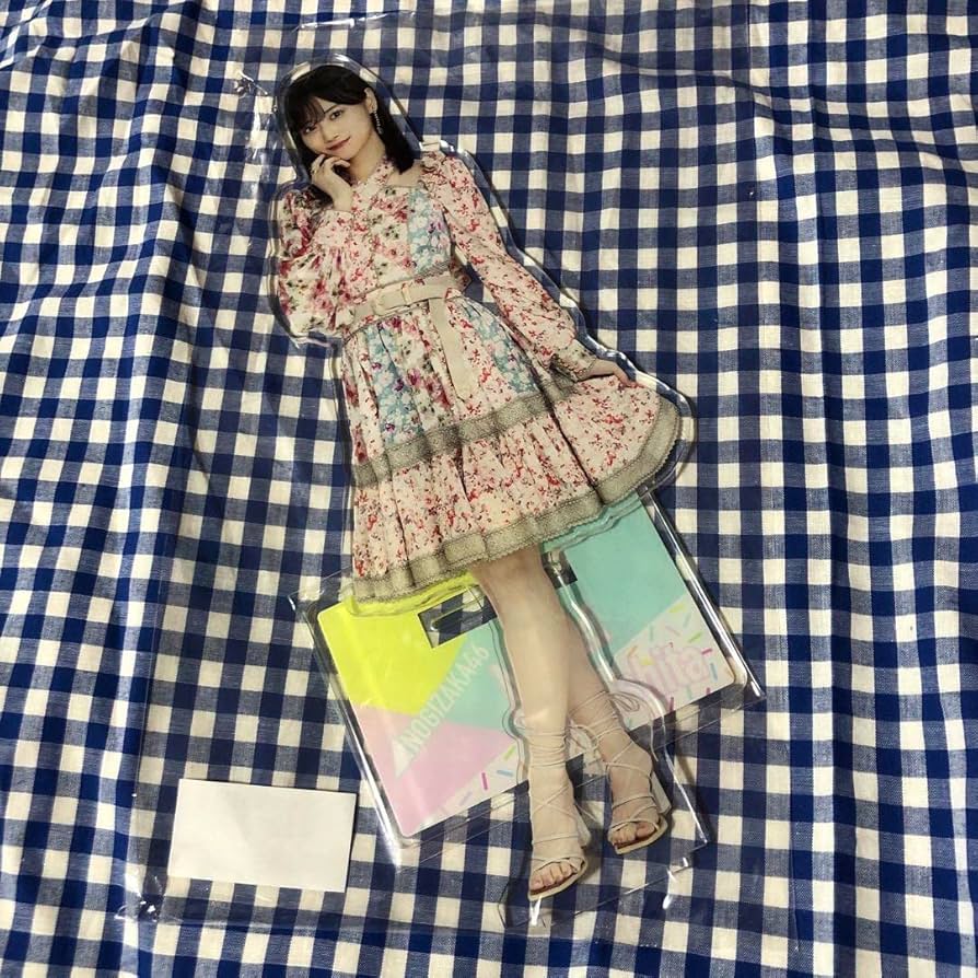 Amazon.co.jp: 山下美月 lucky bag 個別 BIG アクリルスタンド