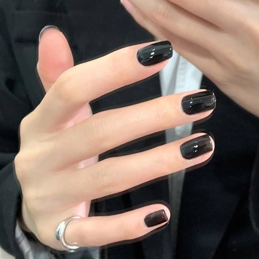 Amazon | Fuyunohi ネイルチップ 黒 付け爪 ショート 24枚セット 両面