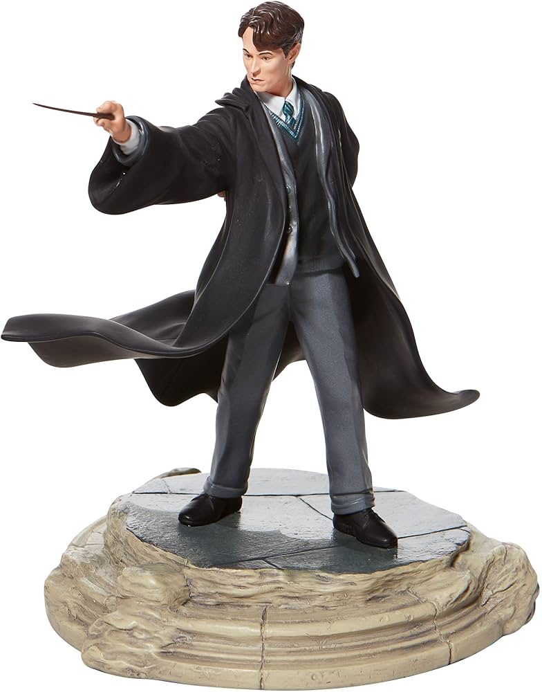 Amazon.co.jp: Enesco Wizarding World of Harry Potter トム リドル