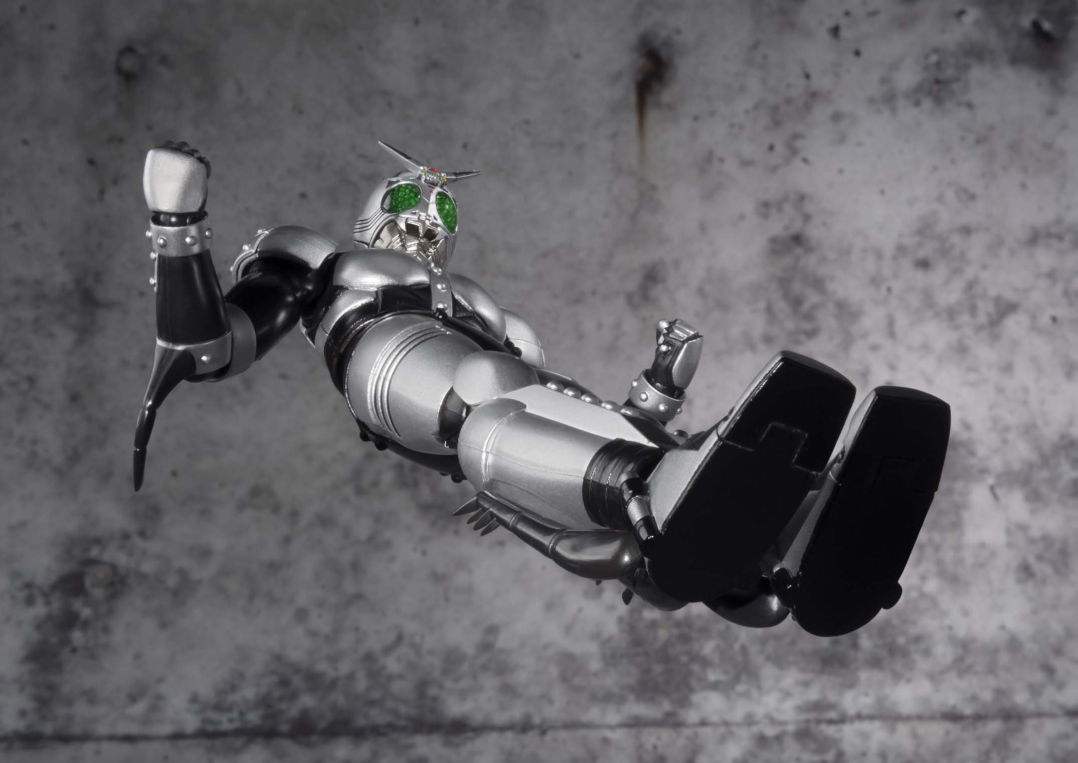 Amazon.co.jp: TAMASHII NATIONS S.H.フィギュアーツ 仮面ライダー