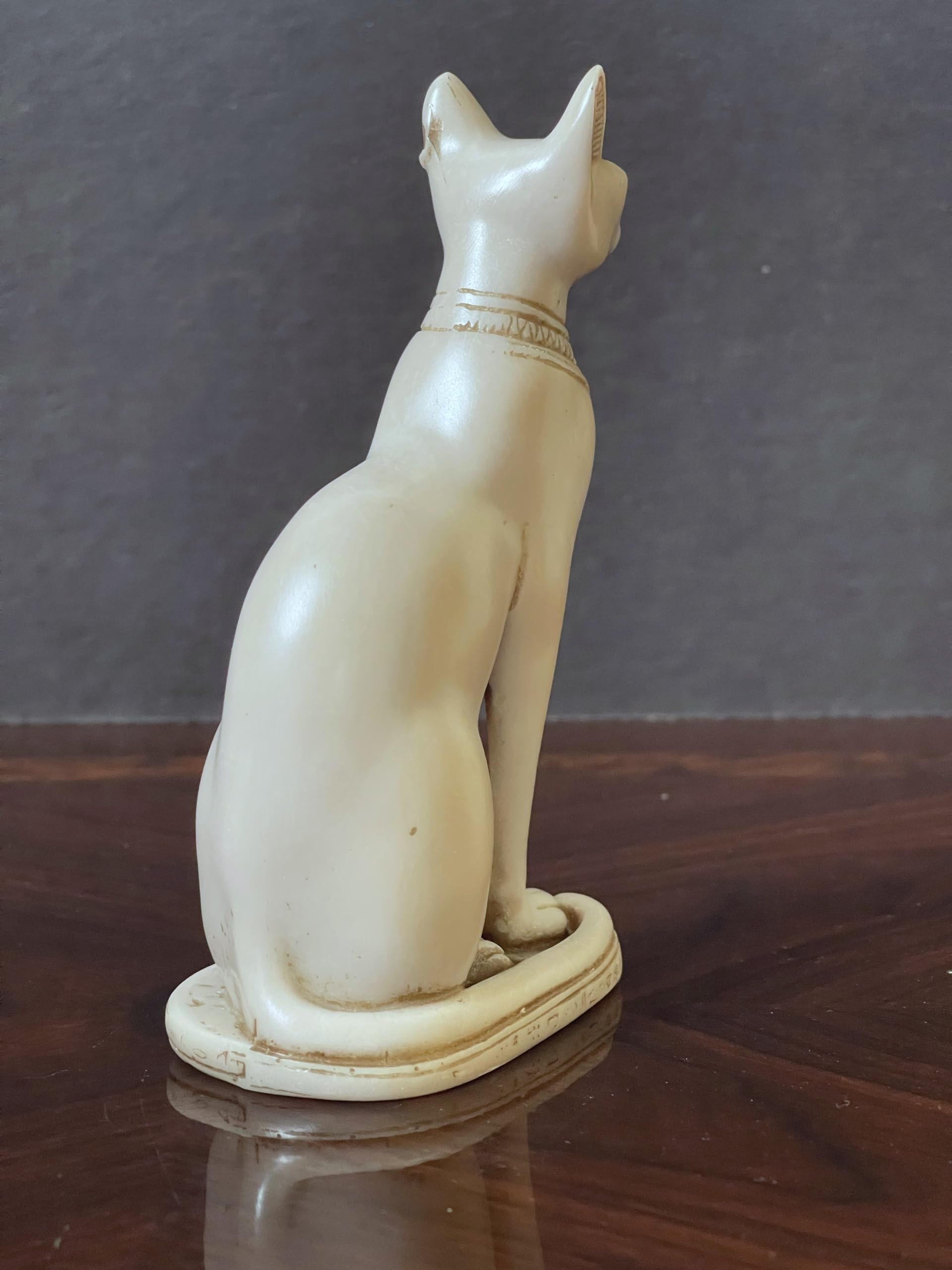 Amazon.co.jp: エジプト猫女神バステット像 - 収集品 ネコの置物