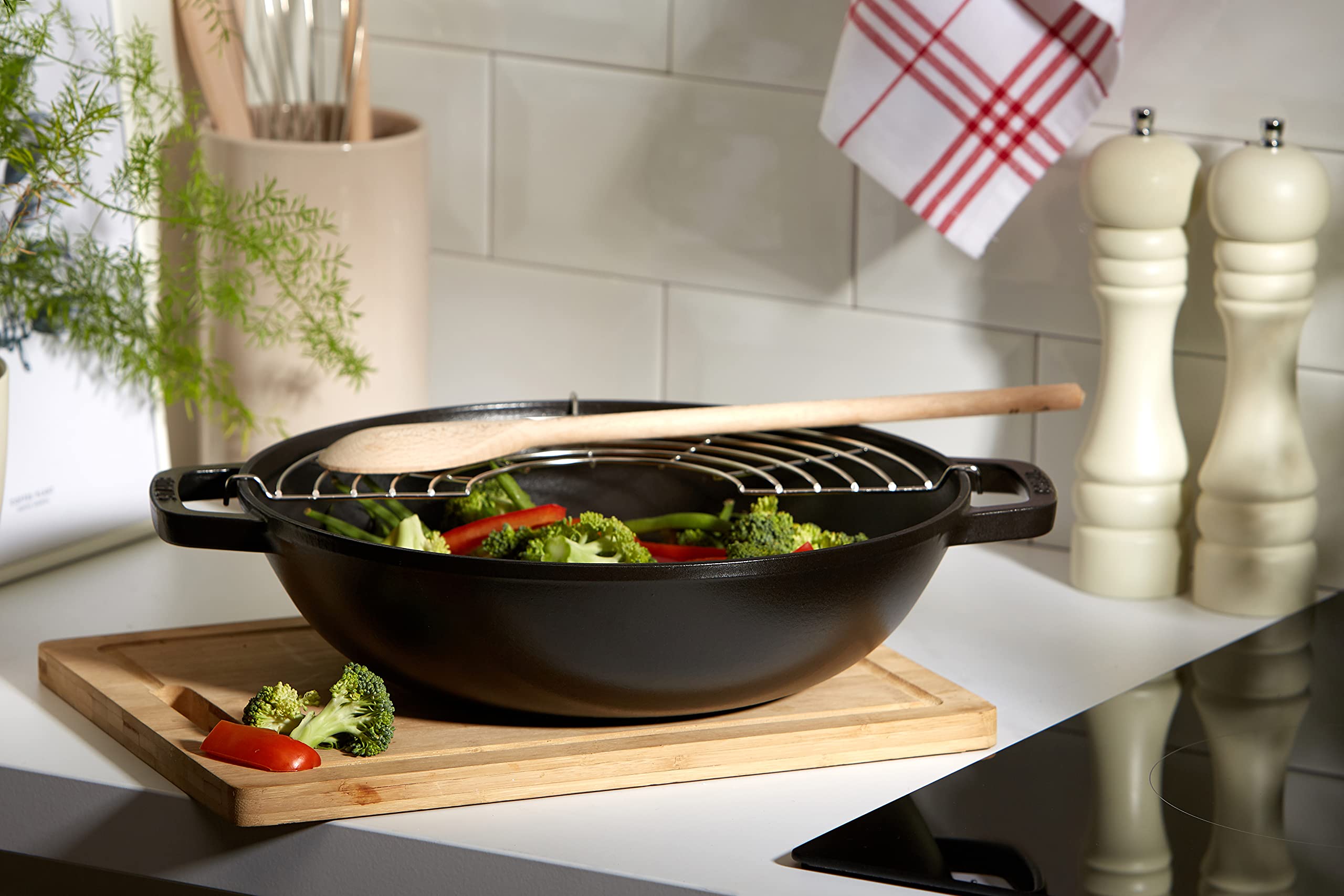 Amazon｜staub ストウブ 「 マルチパン ブラック 30cm 」 両手