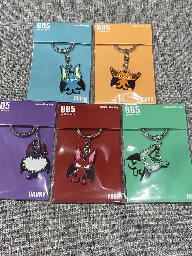 Amazon.co.jp: コムドット BB5 キーホルダー ステッカー : 車＆バイク