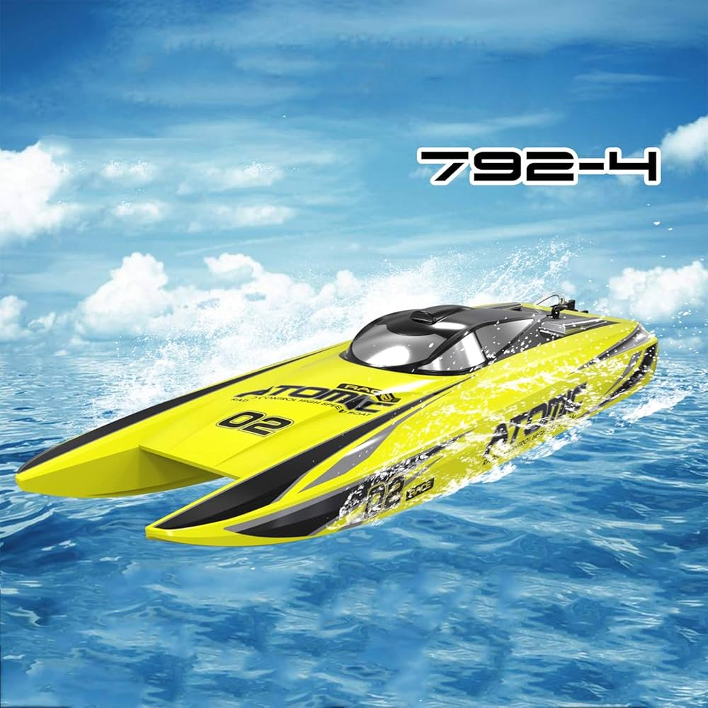 Amazon.co.jp: 超大型高速ラジコンボート（68 km/h +）、ブラシレス