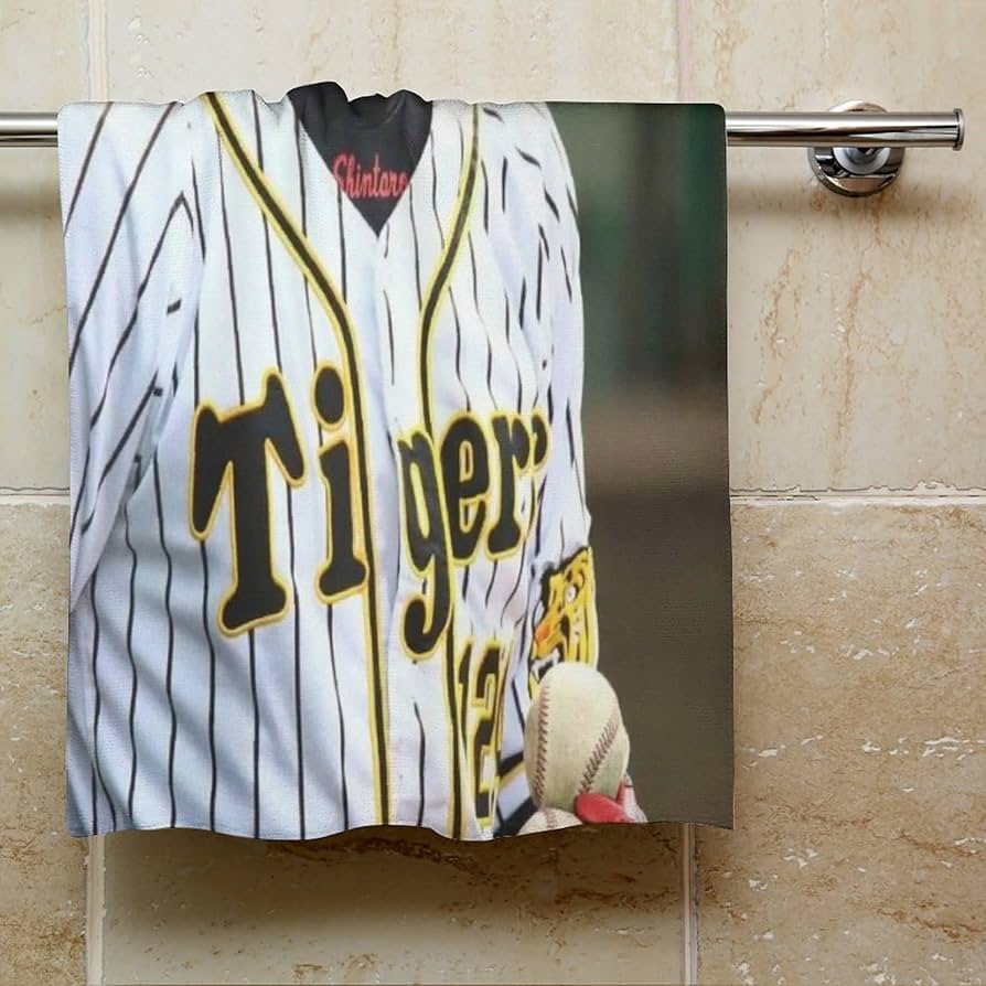 Amazon｜阪神タイガース 横田慎太郎 フェイスタオル 軽量クリーニング