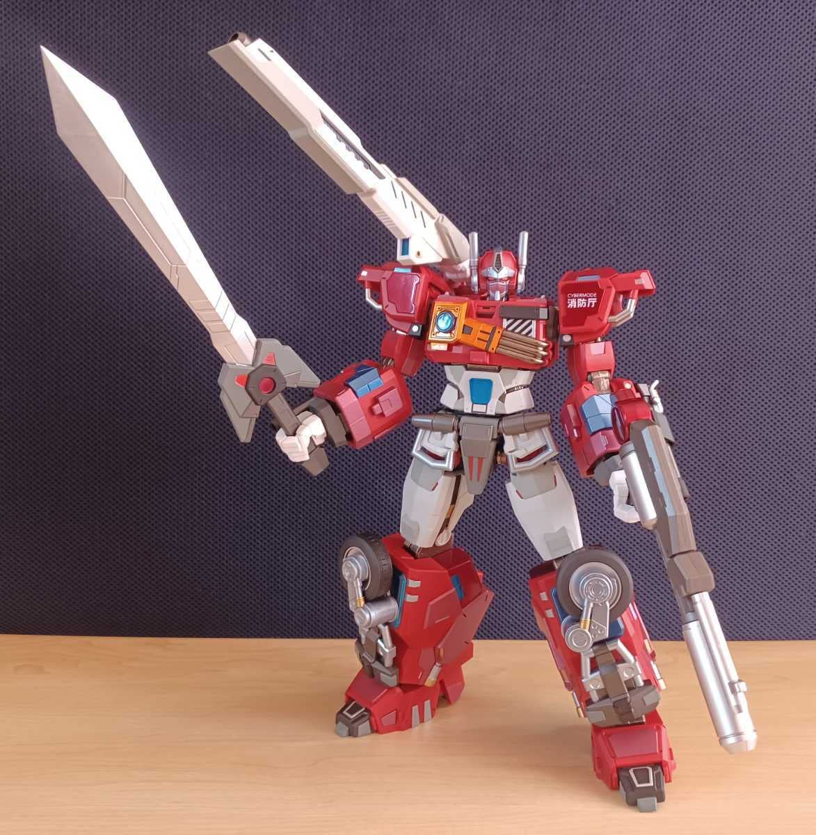 Amazon.co.jp: 非正規トランスフォーマー スターセイバー似IRONTRANS