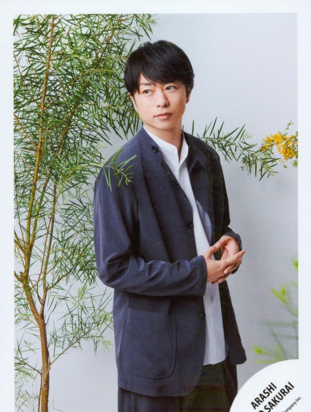 Amazon.co.jp: ARASHI 嵐 公式 生 写真 （櫻井翔）ARA00825 : おもちゃ