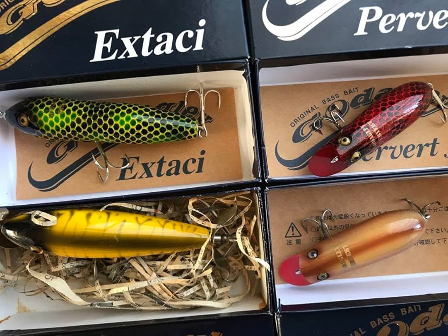 Amazon.co.jp: ゴダグレイ トップウォーター ブラックバス ルアー 4個