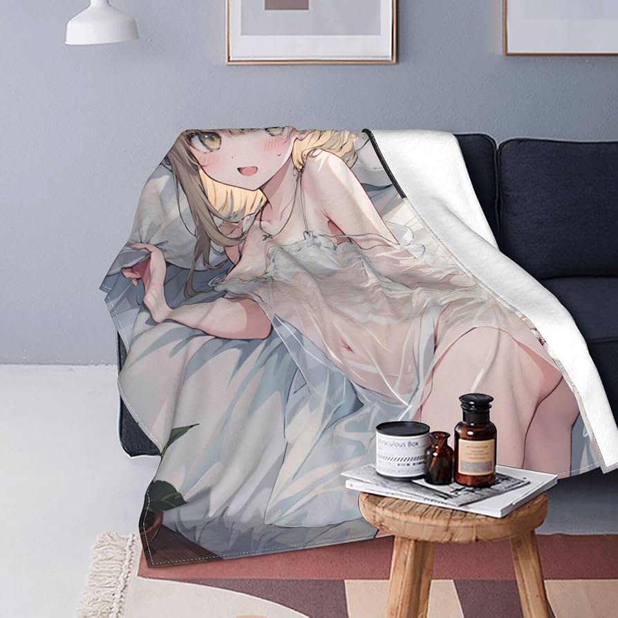 Amazon｜ブランケット 毛布 セクシー キャラクター柄 お隣の天使様