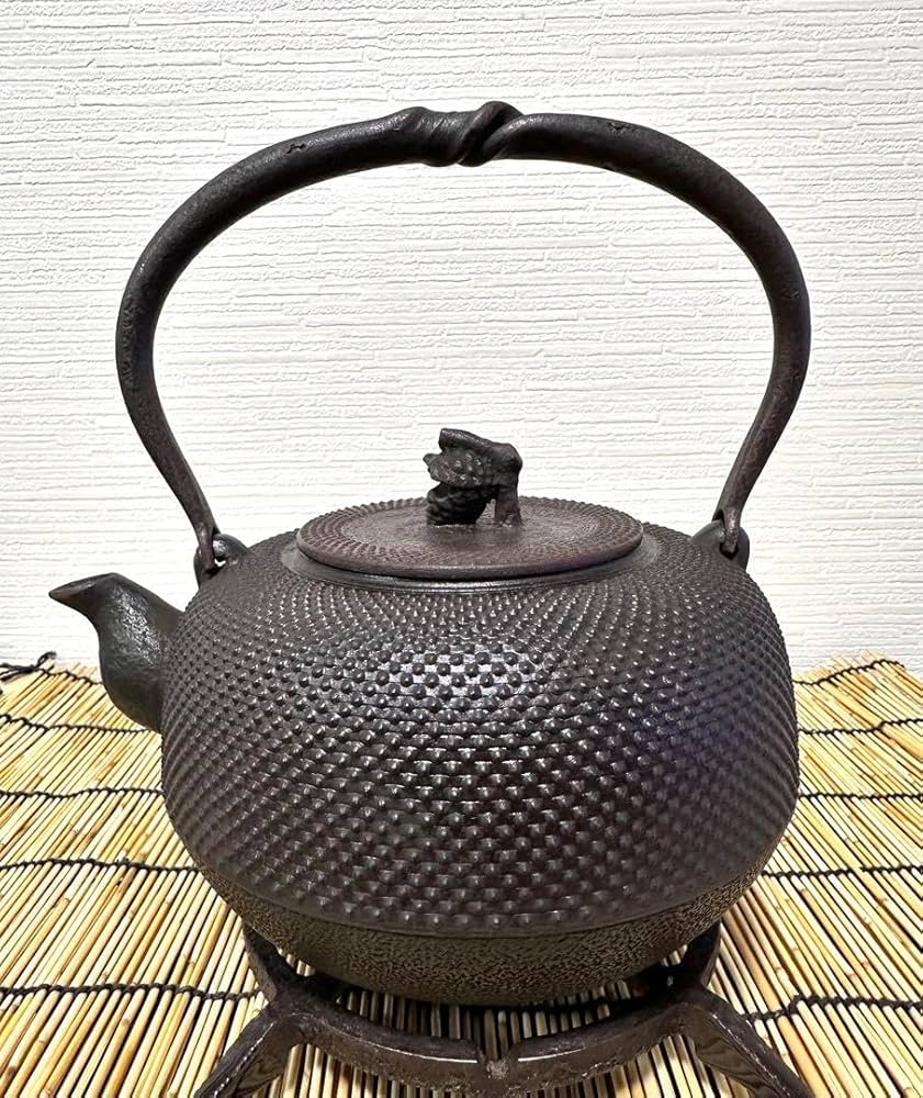 Amazon | 南部秀山堂南部伝統工芸士 佐藤 勝弘造アラレ 南部鉄瓶 南部