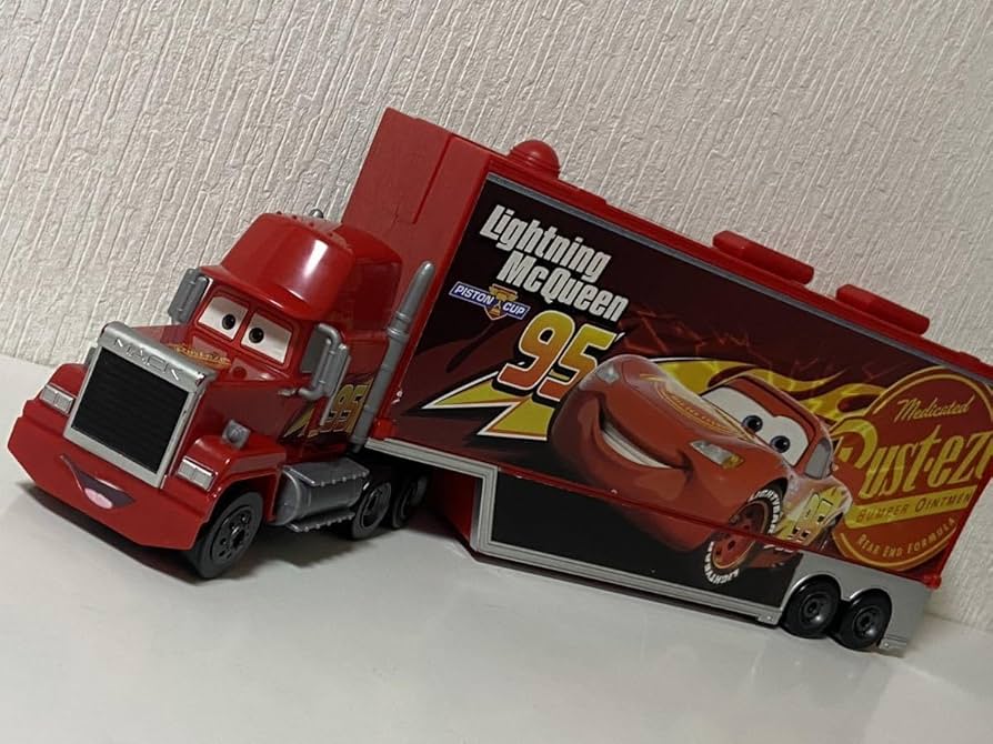 Amazon.co.jp: トミカ カーズ たくさんのせよう！ 大きなマック 24台